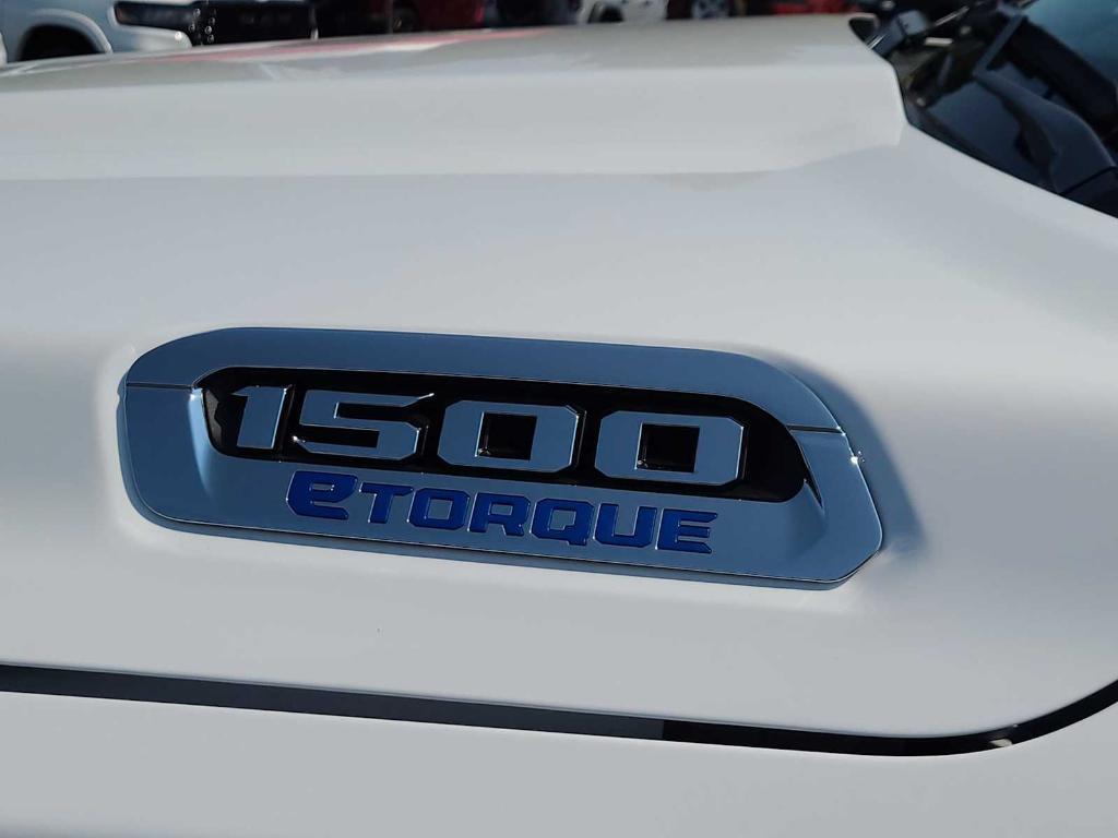 new 2025 Ram 1500 car, priced at $43,016
