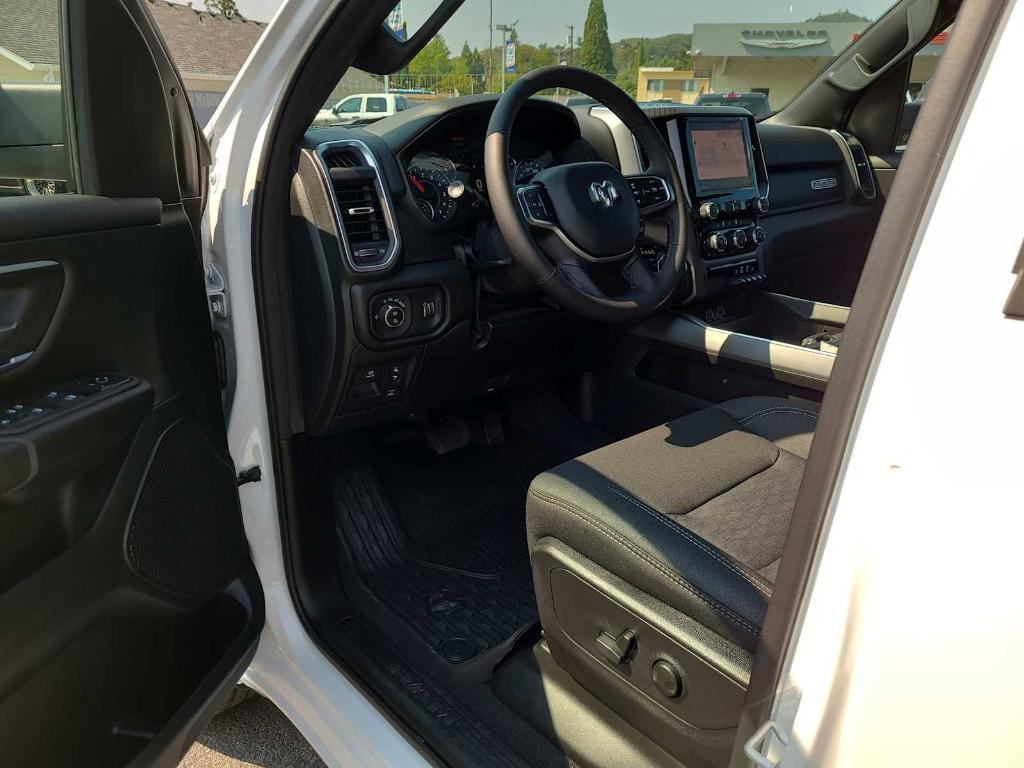 new 2025 Ram 1500 car, priced at $43,016