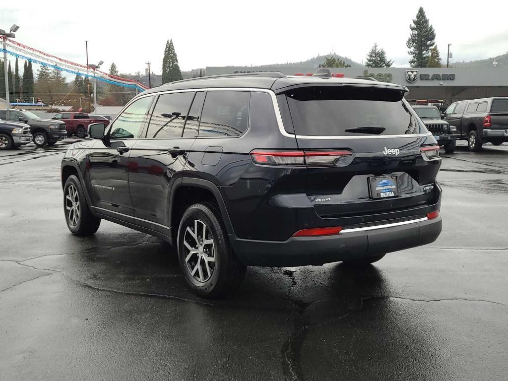 new 2024 Jeep Grand Cherokee L car, priced at $49,999