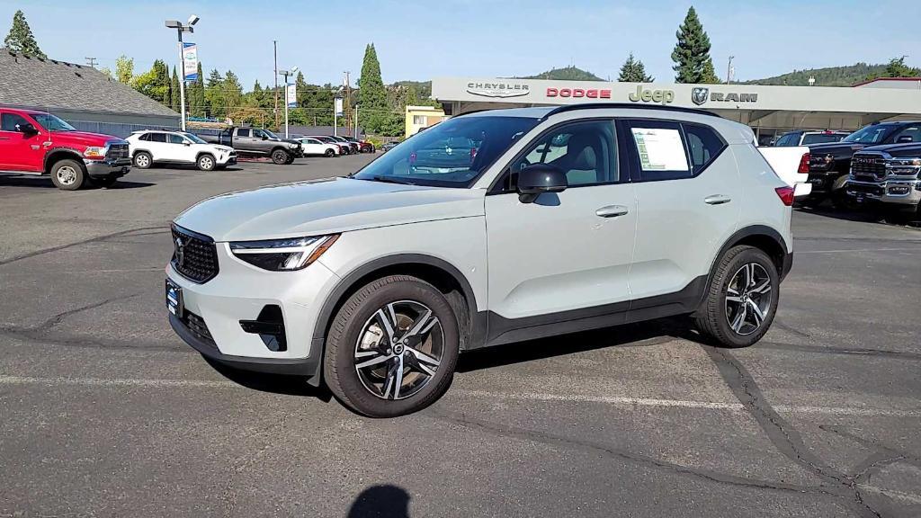 used 2024 Volvo XC40 car, priced at $32,596