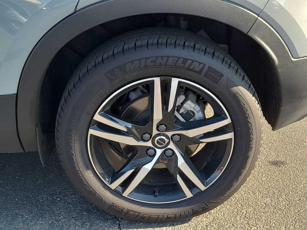 used 2024 Volvo XC40 car, priced at $32,596