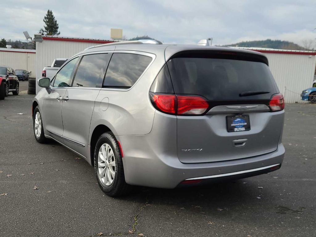 used 2019 Chrysler Pacifica car, priced at $15,229