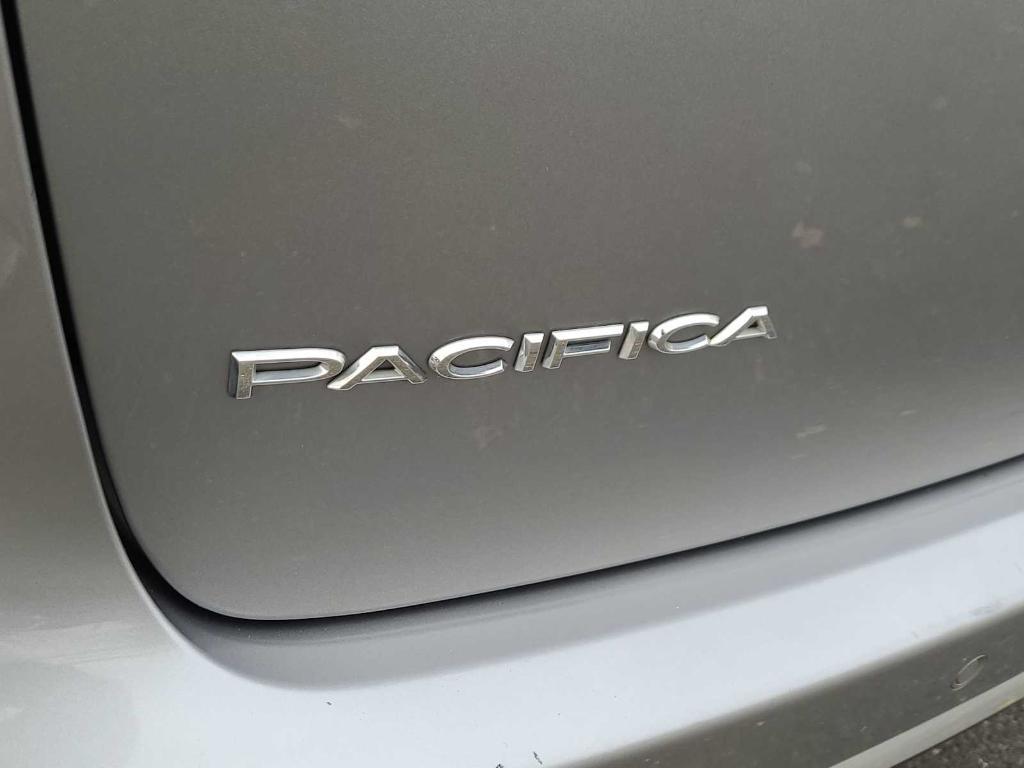 used 2019 Chrysler Pacifica car, priced at $15,229