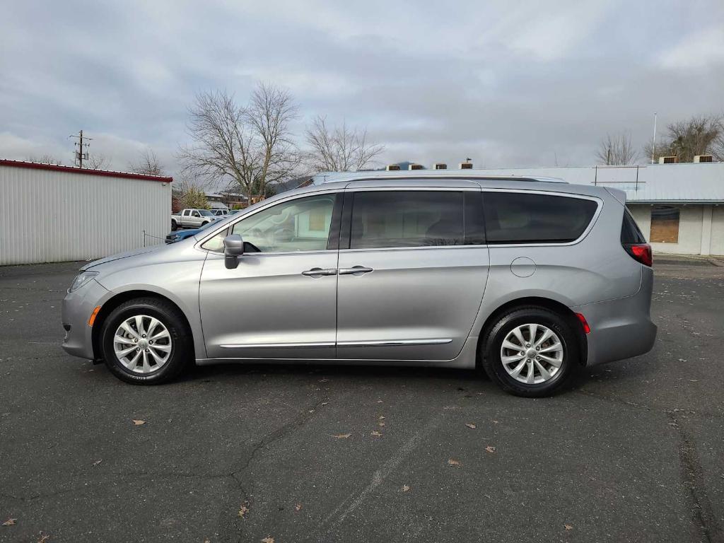 used 2019 Chrysler Pacifica car, priced at $15,229