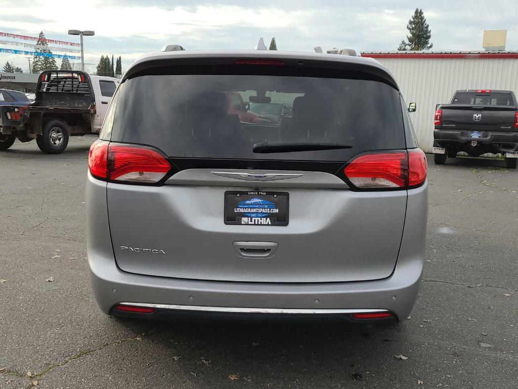 used 2019 Chrysler Pacifica car, priced at $15,229