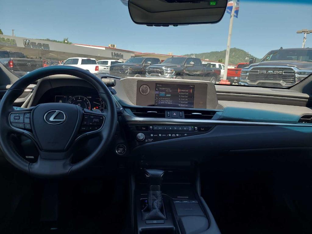 used 2021 Lexus ES 350 car, priced at $33,770