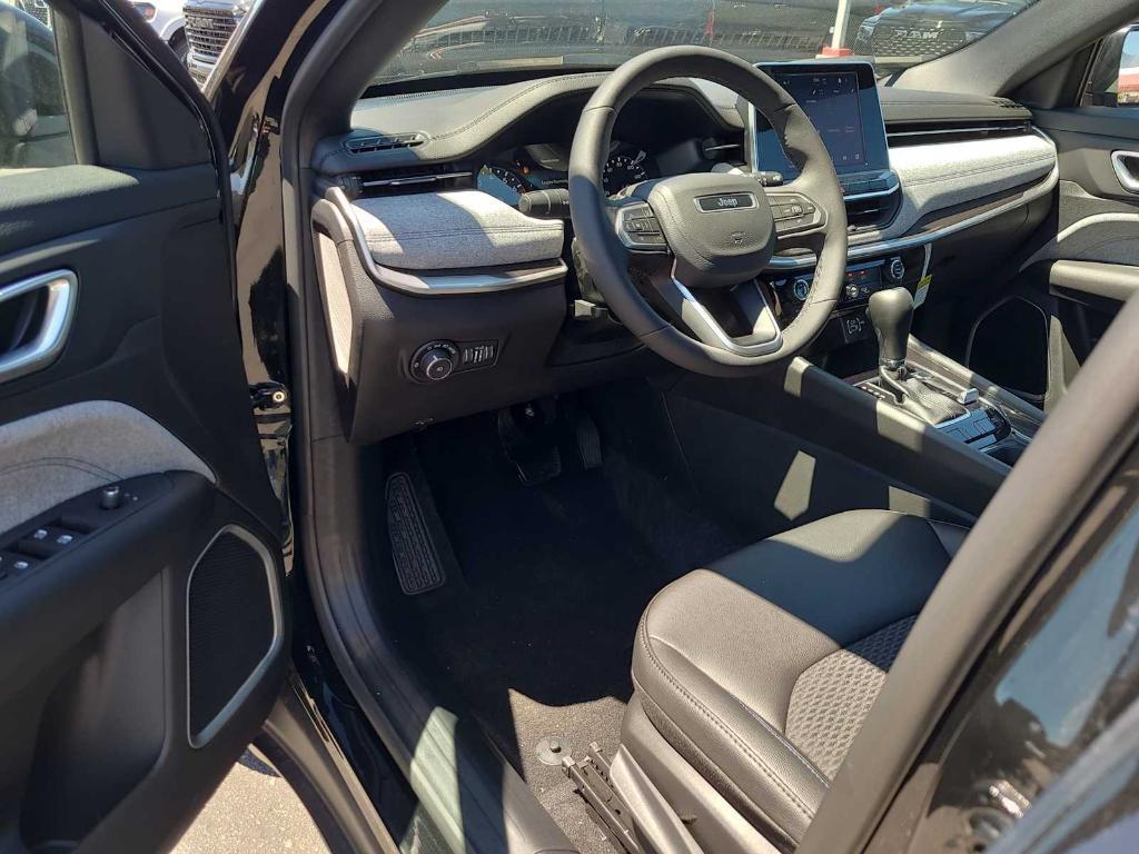 new 2025 Jeep Compass car, priced at $27,057