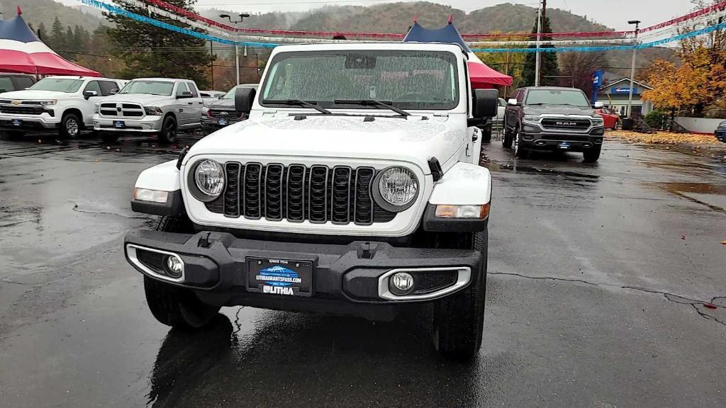 used 2024 Jeep Gladiator car, priced at $42,834