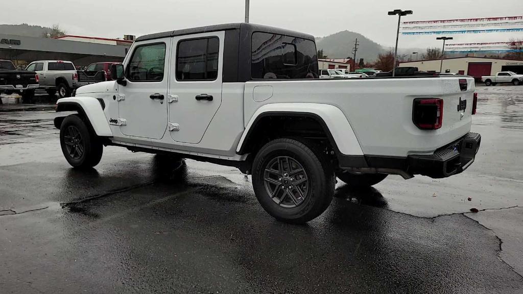 used 2024 Jeep Gladiator car, priced at $42,834