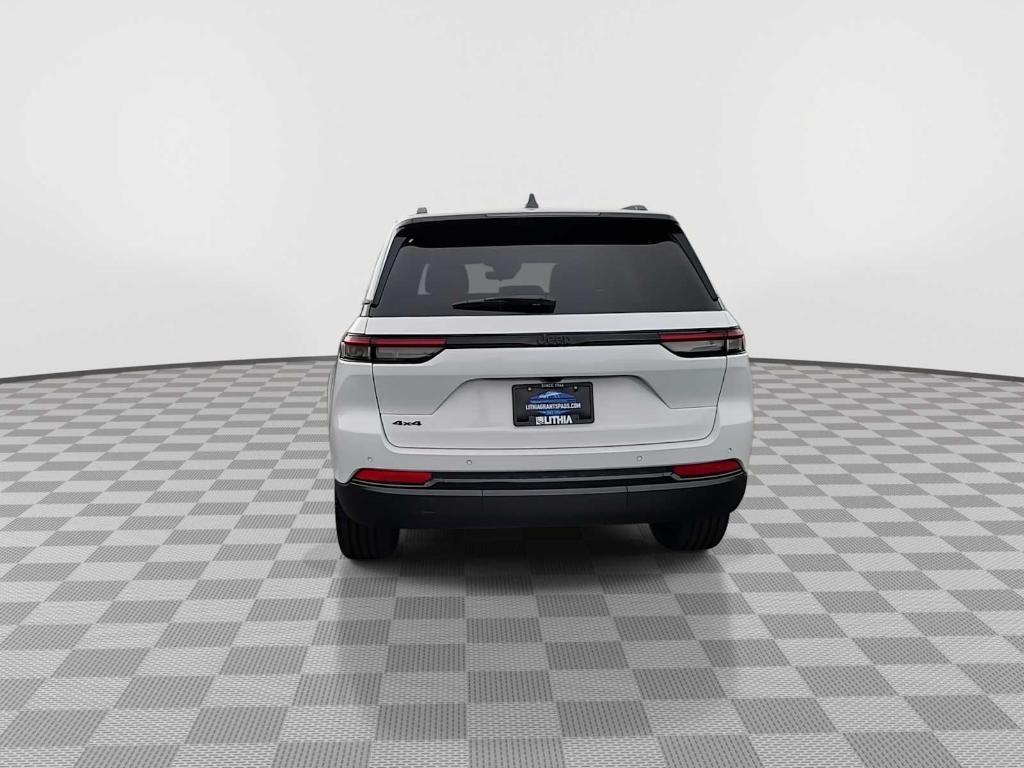 new 2025 Jeep Grand Cherokee car, priced at $39,089