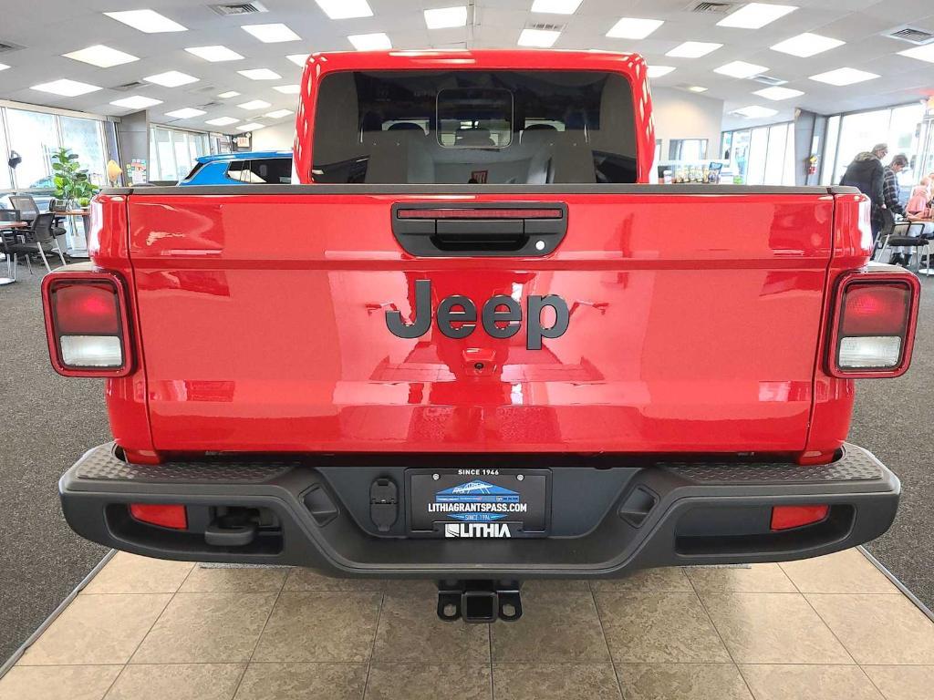 new 2025 Jeep Gladiator car, priced at $41,999