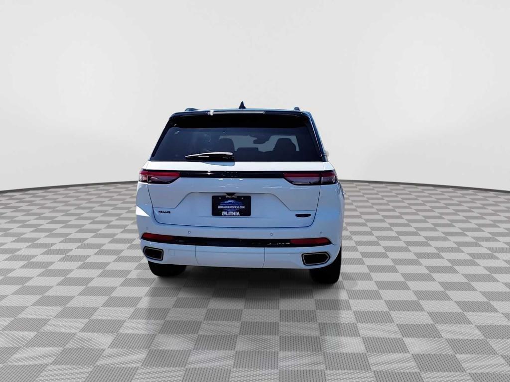 new 2025 Jeep Grand Cherokee car, priced at $59,456