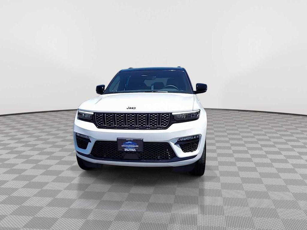 new 2025 Jeep Grand Cherokee car, priced at $59,456