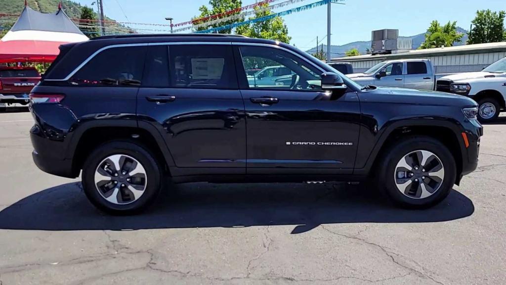 new 2024 Jeep Grand Cherokee 4xe car, priced at $59,999