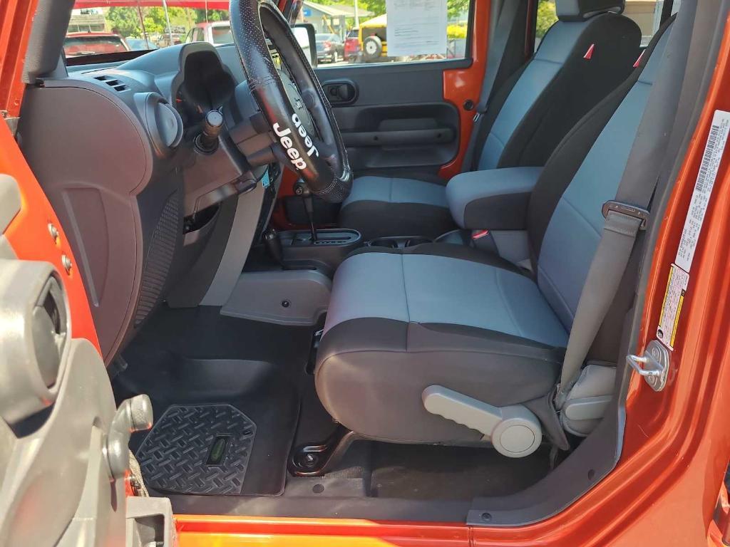 used 2009 Jeep Wrangler Unlimited car, priced at $15,247
