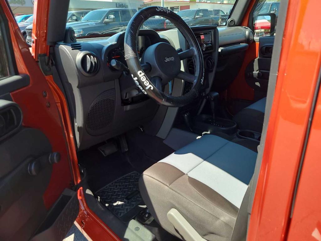 used 2009 Jeep Wrangler Unlimited car, priced at $15,247