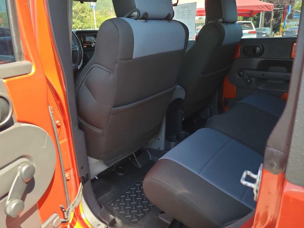 used 2009 Jeep Wrangler Unlimited car, priced at $15,247