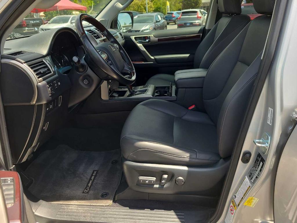used 2019 Lexus GX 460 car, priced at $34,483