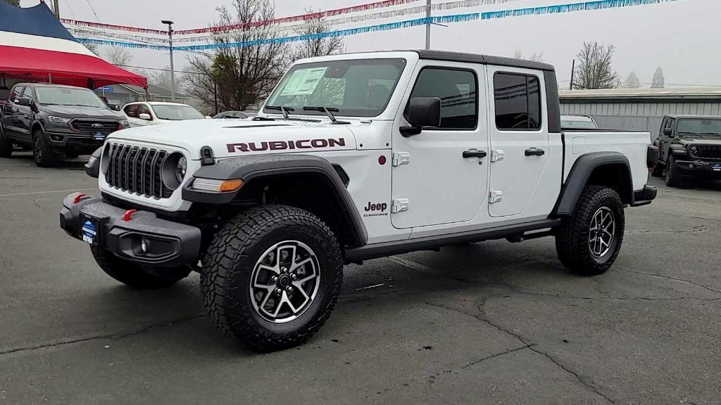 new 2025 Jeep Gladiator car, priced at $58,999