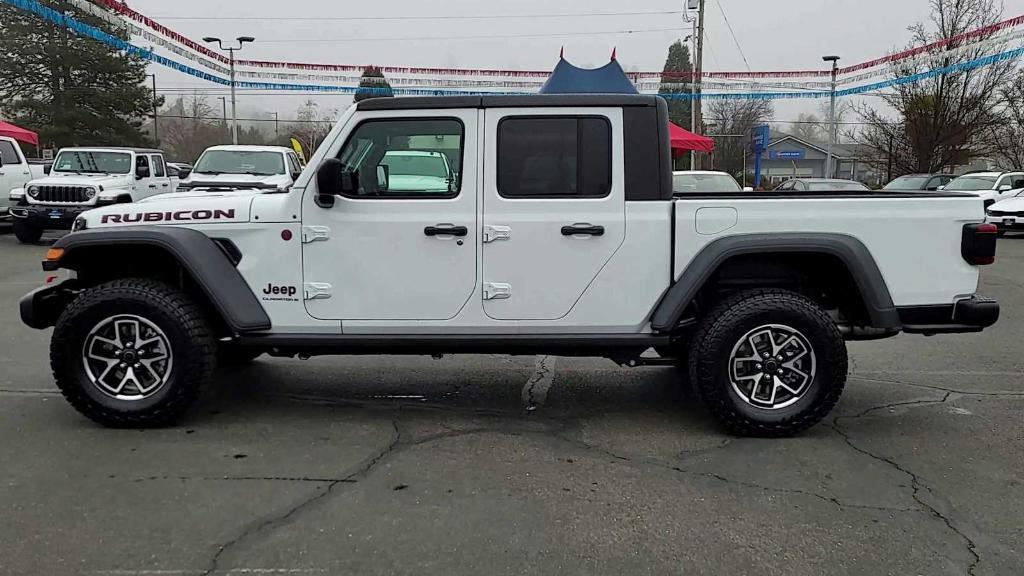 new 2025 Jeep Gladiator car, priced at $58,999