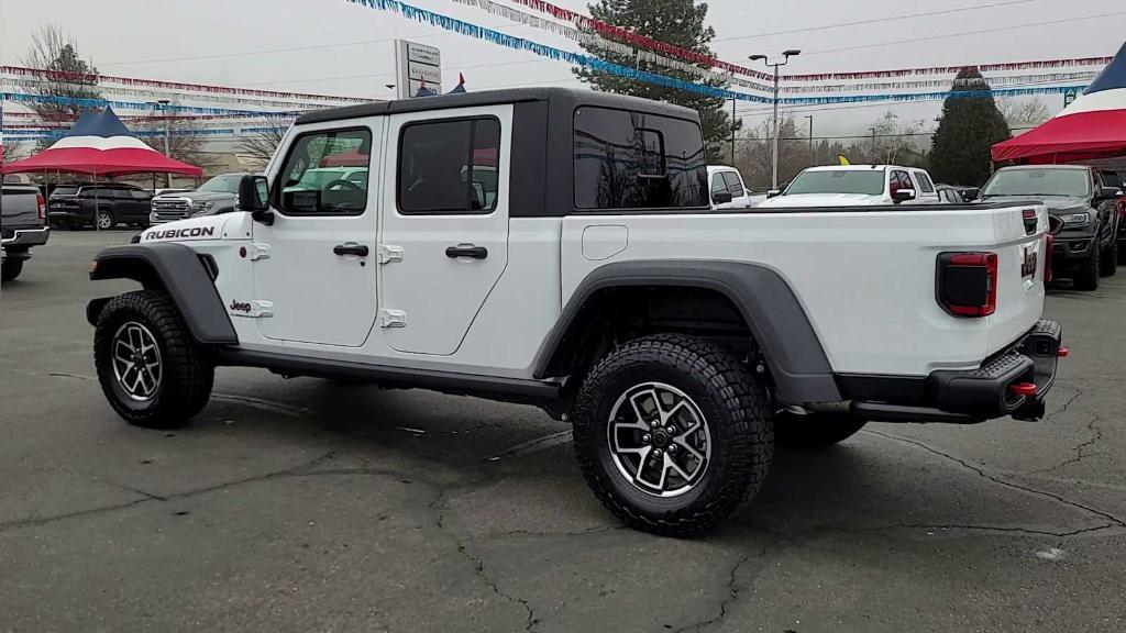 new 2025 Jeep Gladiator car, priced at $58,999