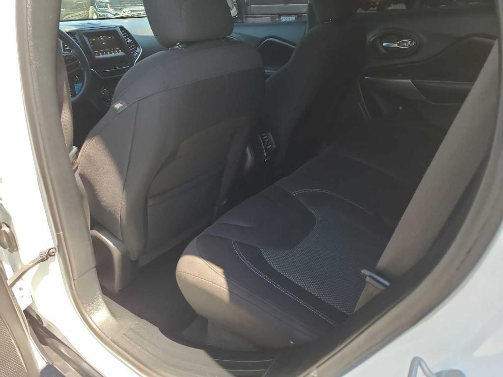 used 2020 Jeep Cherokee car, priced at $14,943