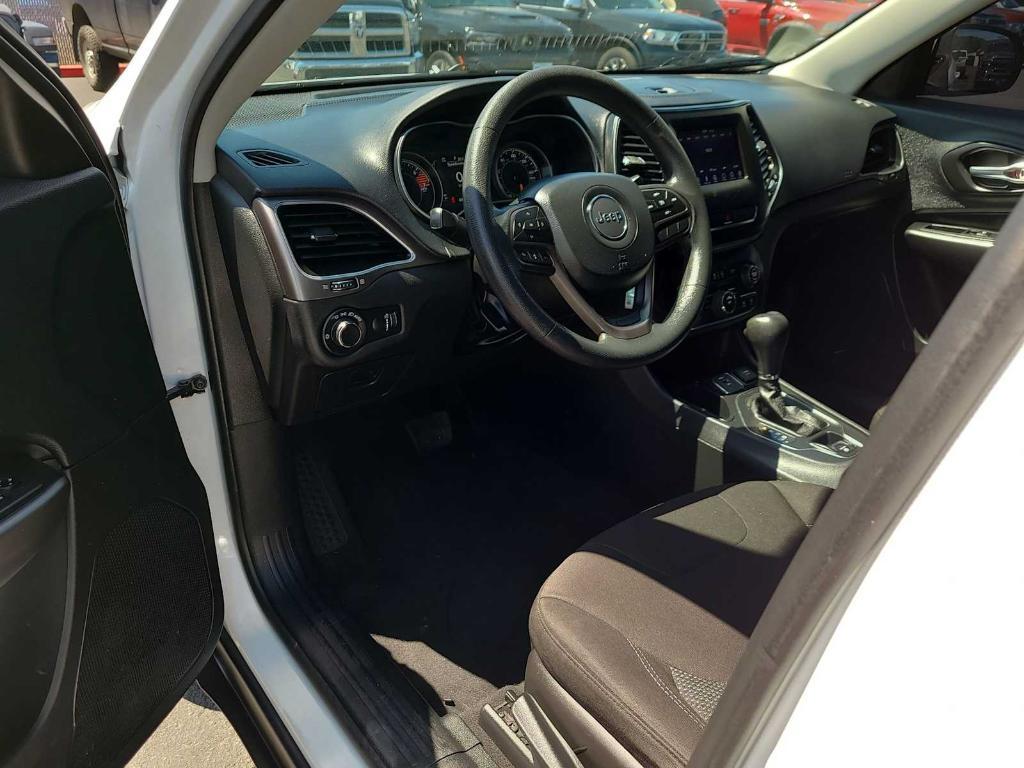 used 2020 Jeep Cherokee car, priced at $14,943