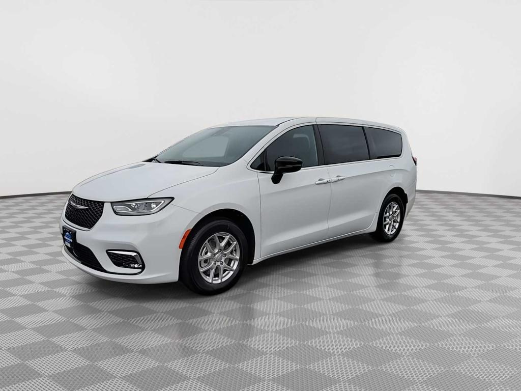 new 2025 Chrysler Pacifica car, priced at $42,998