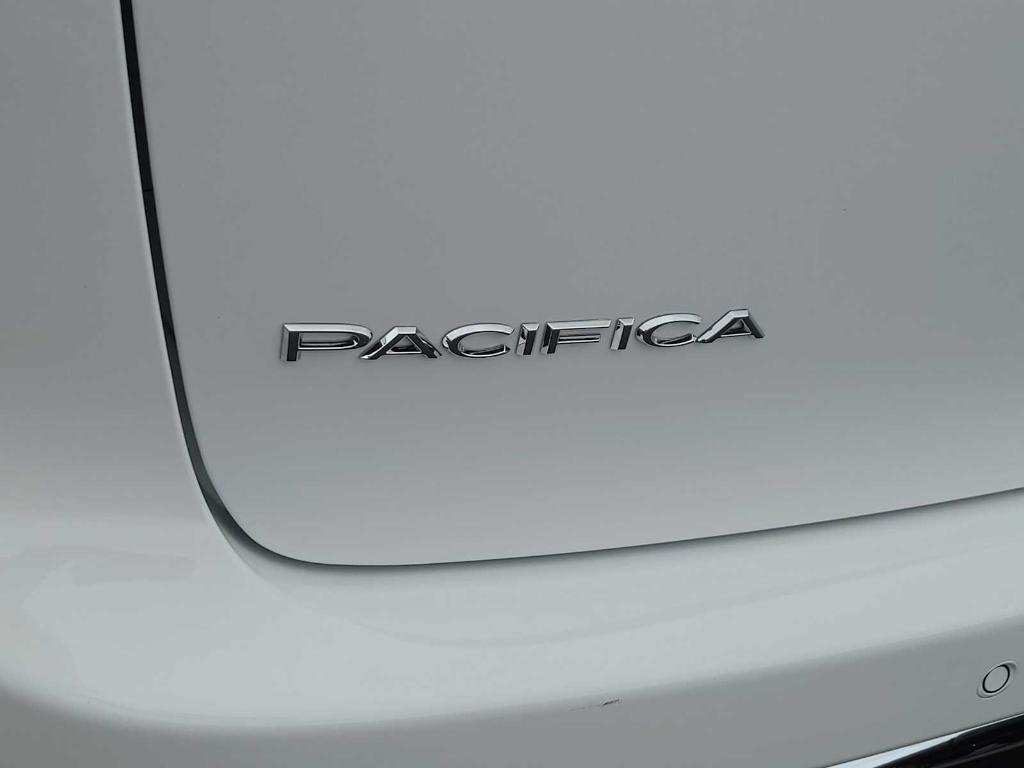 new 2025 Chrysler Pacifica car, priced at $42,998