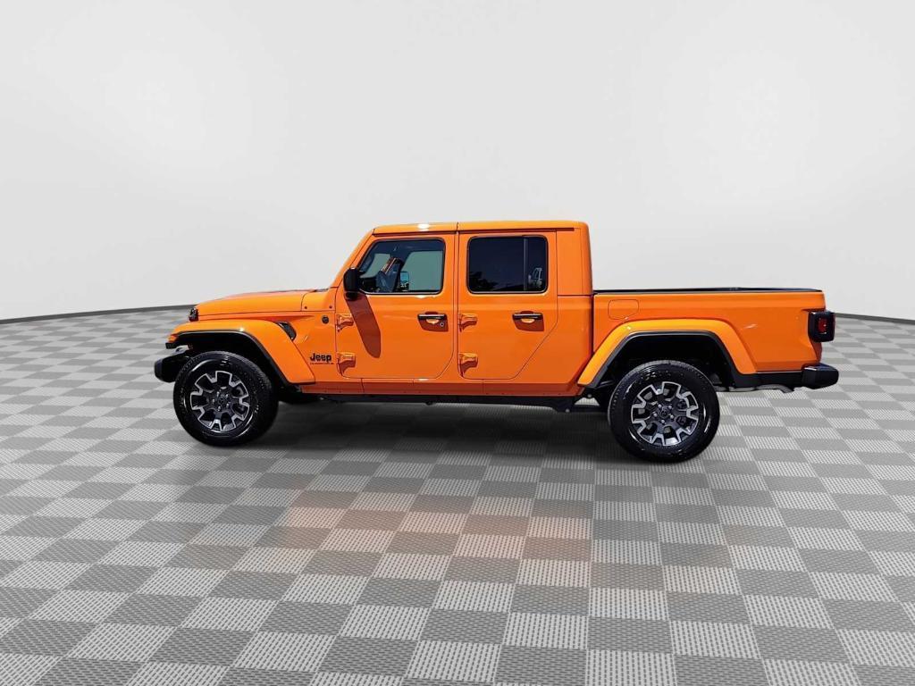 new 2025 Jeep Gladiator car, priced at $55,095