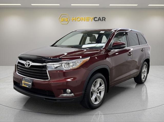 used 2015 Toyota Highlander car, priced at $24,494