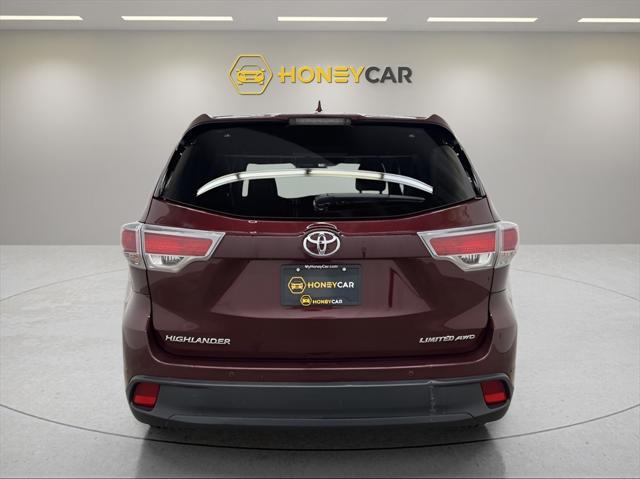 used 2015 Toyota Highlander car, priced at $24,494