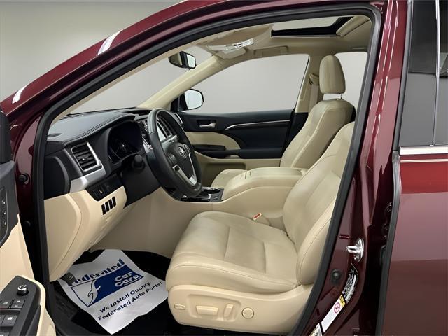 used 2015 Toyota Highlander car, priced at $24,494