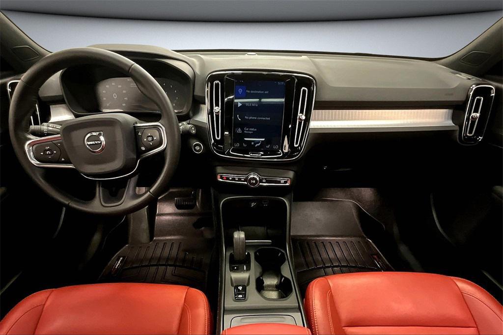 used 2019 Volvo XC40 car, priced at $17,999