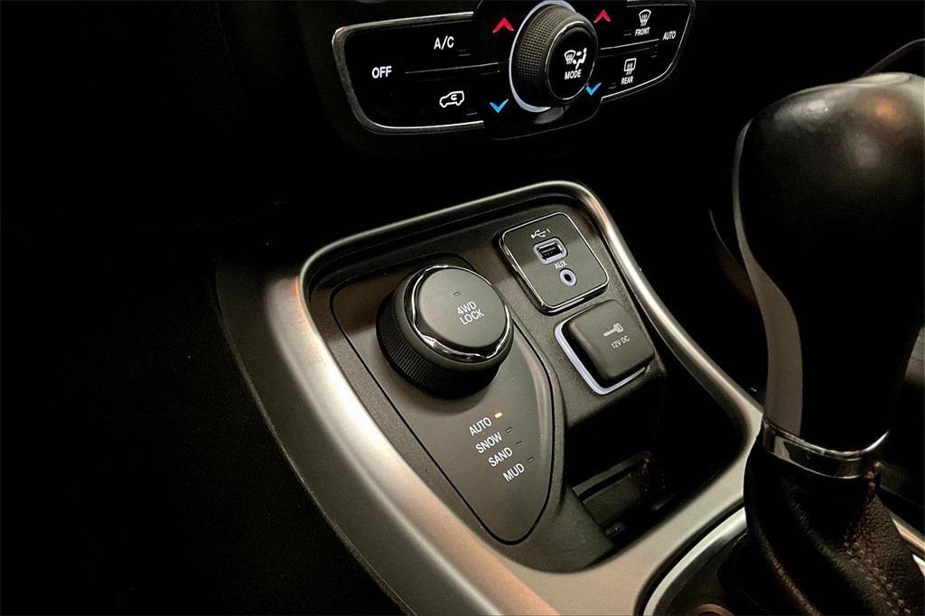 used 2019 Jeep Compass car, priced at $13,489