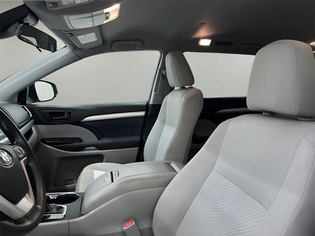 used 2019 Toyota Highlander car, priced at $22,994