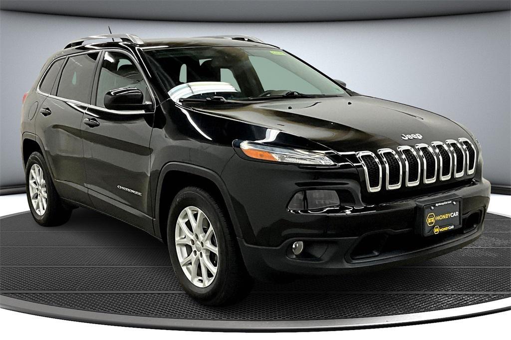 used 2017 Jeep Cherokee car, priced at $13,899