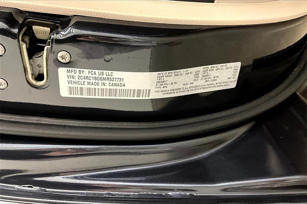 used 2021 Chrysler Pacifica car, priced at $20,699
