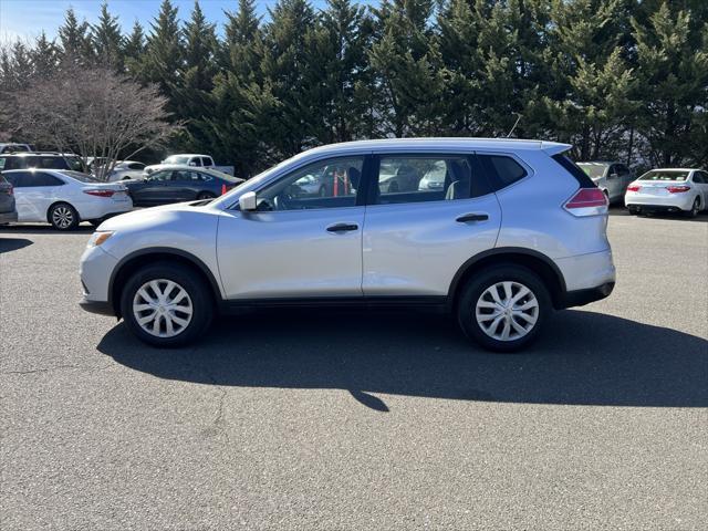 used 2016 Nissan Rogue car, priced at $10,294