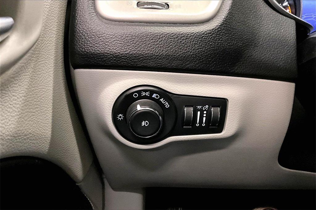 used 2021 Jeep Compass car, priced at $15,629