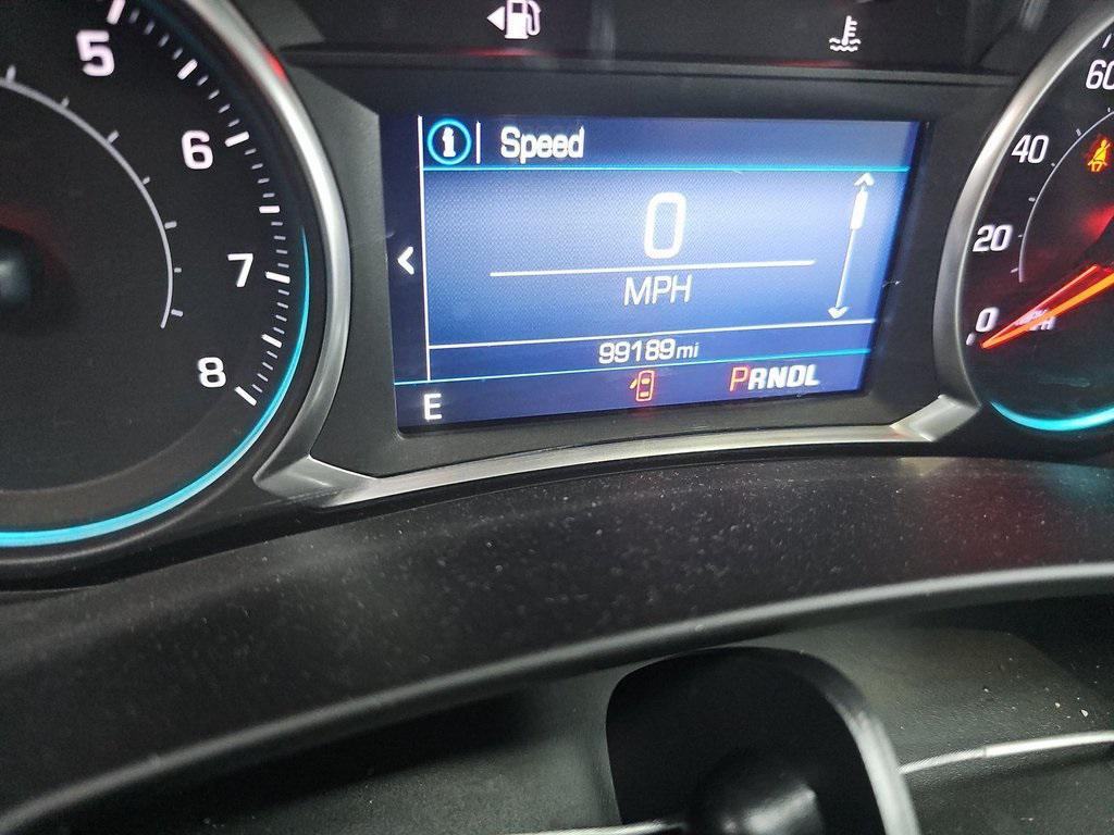 used 2021 Chevrolet Equinox car, priced at $14,999