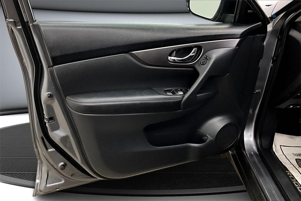 used 2016 Nissan Rogue car, priced at $11,799