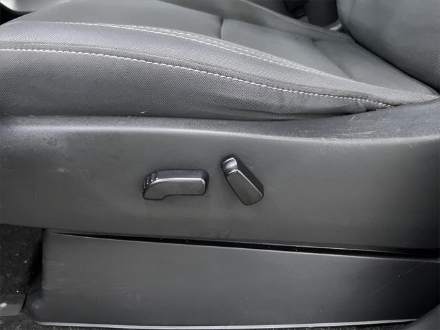used 2022 Nissan Frontier car, priced at $25,659
