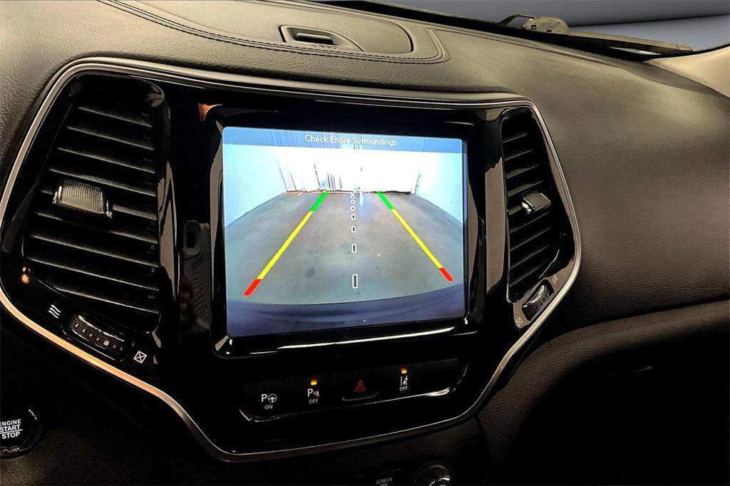 used 2019 Jeep Cherokee car, priced at $16,497