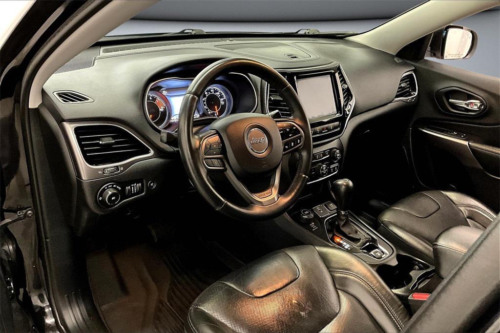 used 2019 Jeep Cherokee car, priced at $16,497