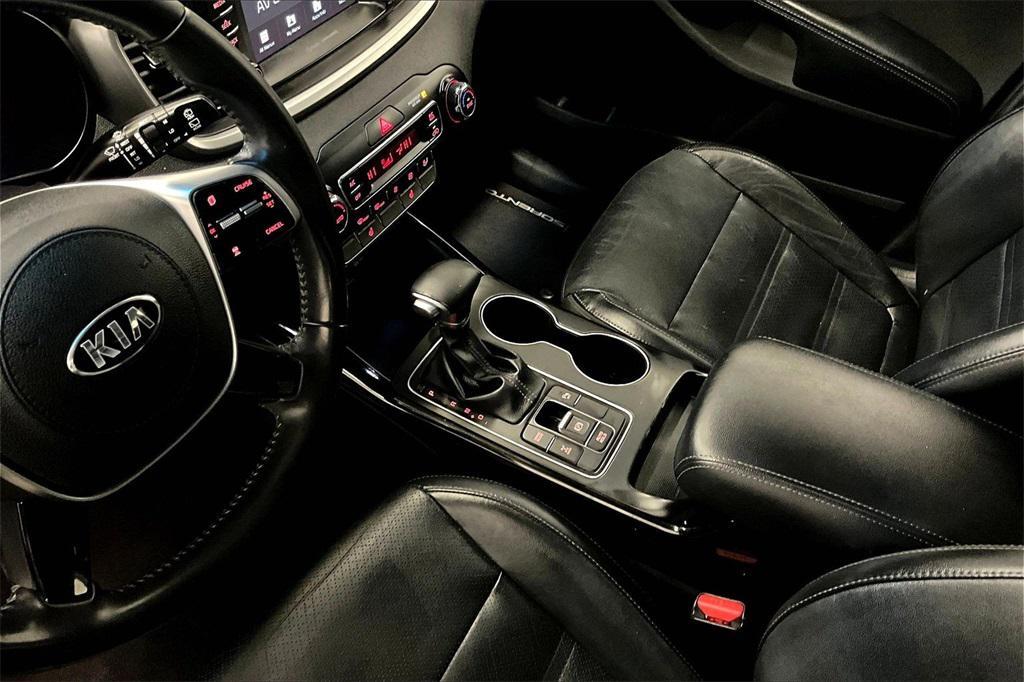 used 2019 Kia Sorento car, priced at $15,399