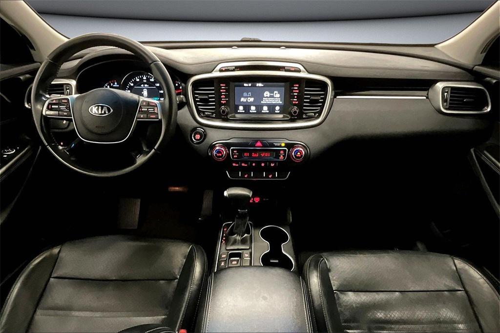 used 2019 Kia Sorento car, priced at $15,399