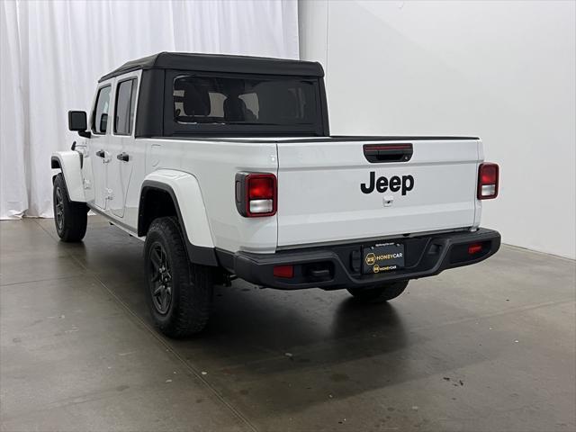 used 2022 Jeep Gladiator car, priced at $31,999