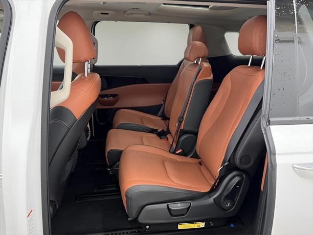 used 2024 Kia Carnival car, priced at $40,999