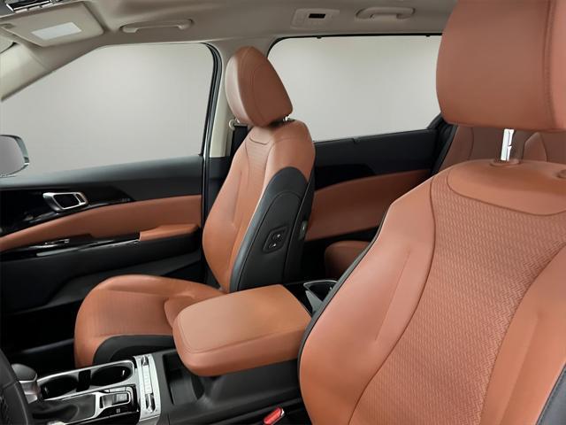 used 2024 Kia Carnival car, priced at $40,999